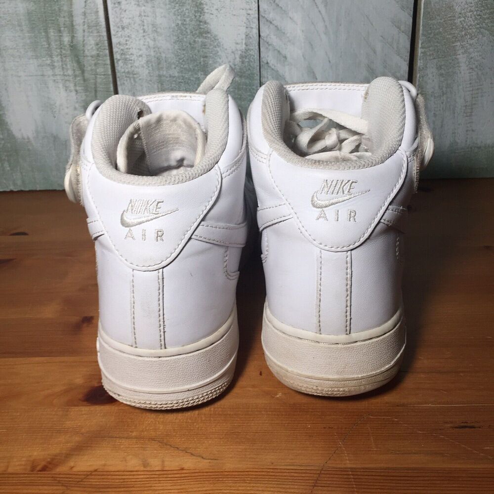 Nike Air Force 1 Mid Triple White MEN Size 9 Sneaker CW2289-111 Basketball - Picture 5 of 11